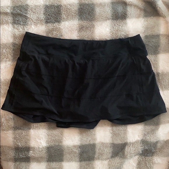 Black Lululemon Skirt - Picture 5 of 11